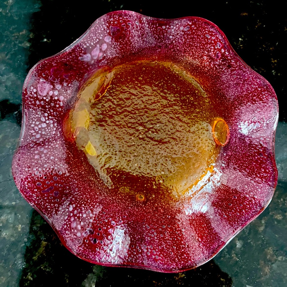 Sydenstriker Ruffled Dish - Picture 2 of 2